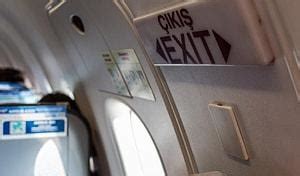 Havada Panik Anlar: Uçağın Tahliye Kaydırağını Açan Kanadalı Yolcu Gözaltına Alındı